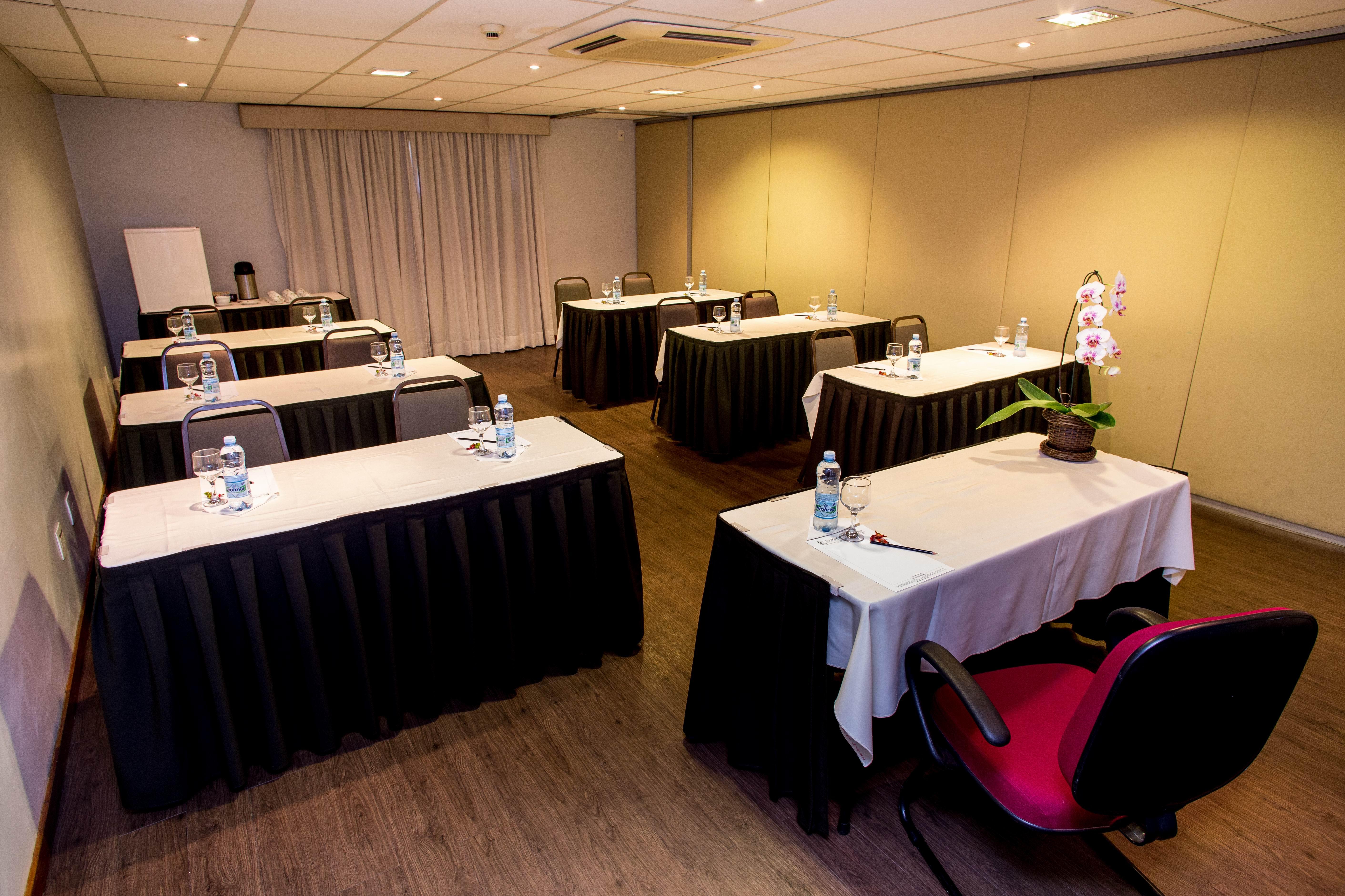 Hotel Golden Park Campinas Viracopos By Nacional Inn Екстер'єр фото